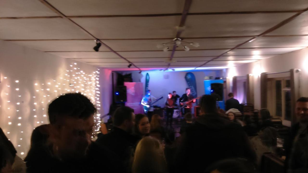 Old New Inn, Llanfyllin Zewnętrze zdjęcie